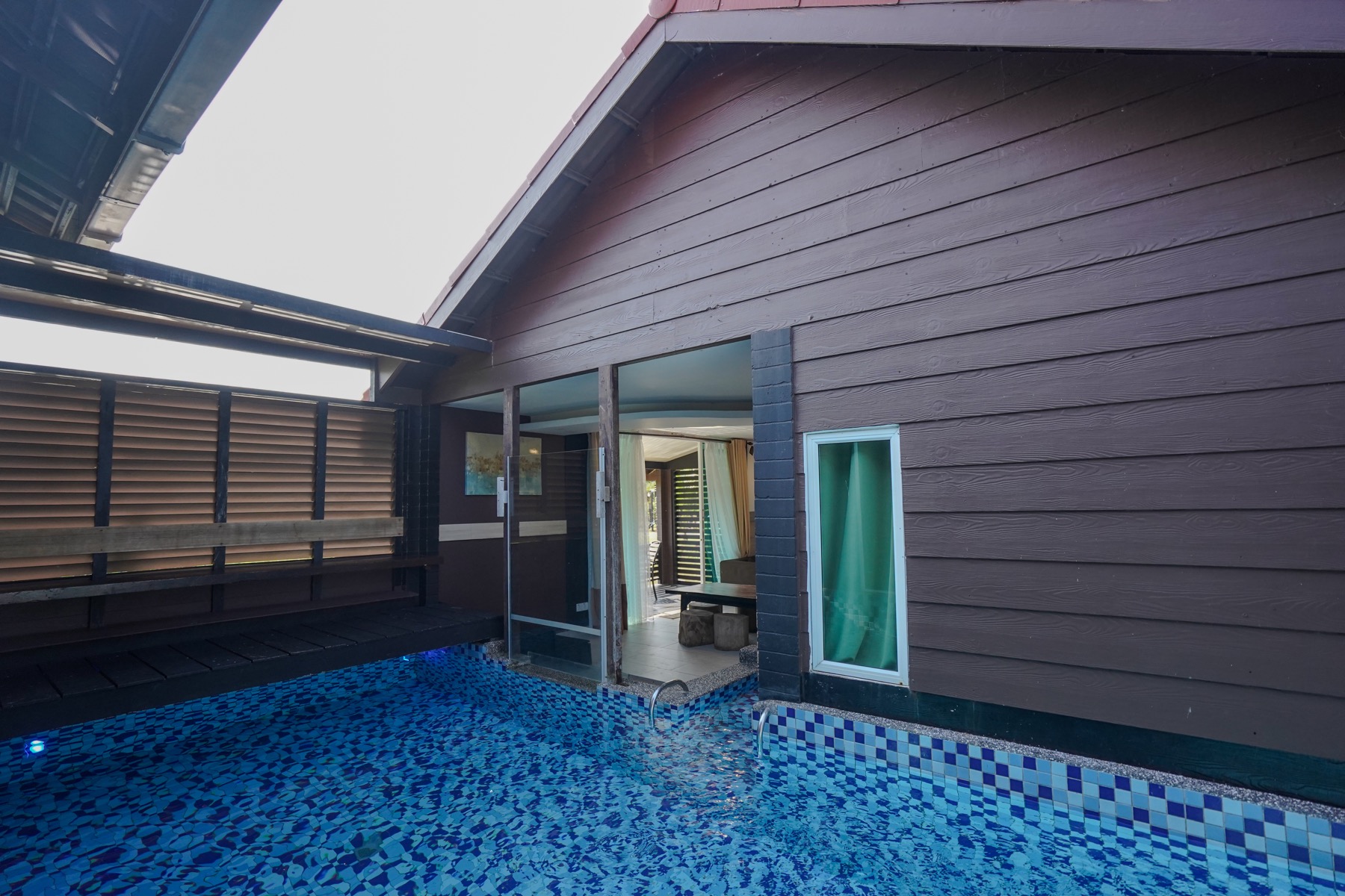 Villa Dania pool and timber courtyard